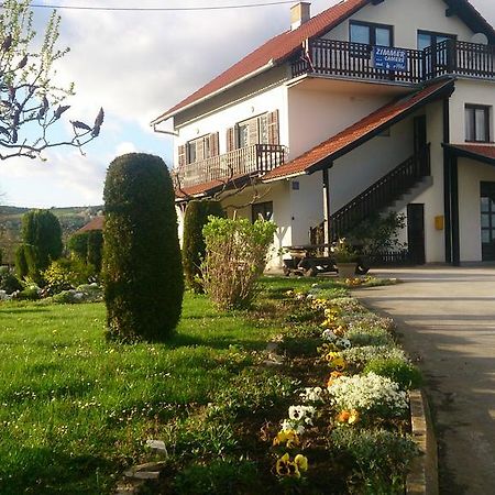 Apartman Marija Brajdic Rakovica Exterior foto
