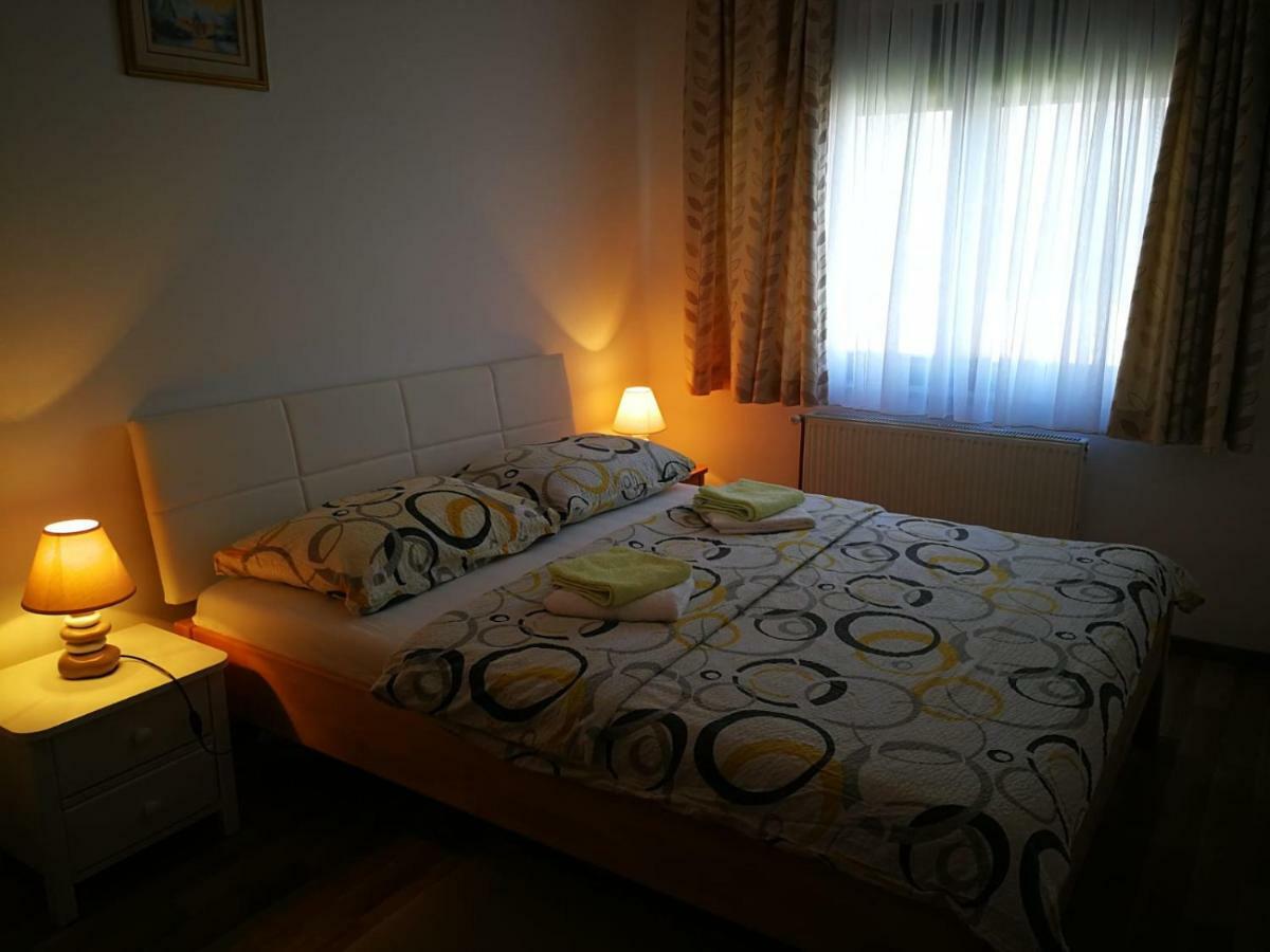 Apartman Marija Brajdic Rakovica Exterior foto